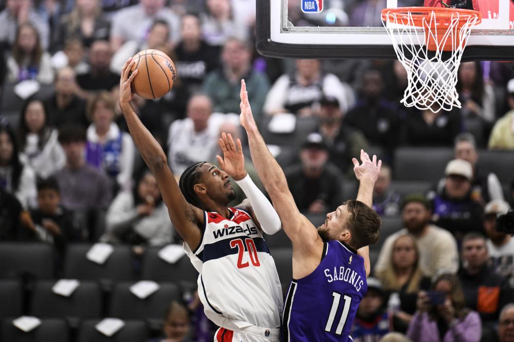 均展现出勇 均展现出勇